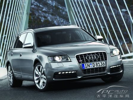 W Audi S6 DƬ D 