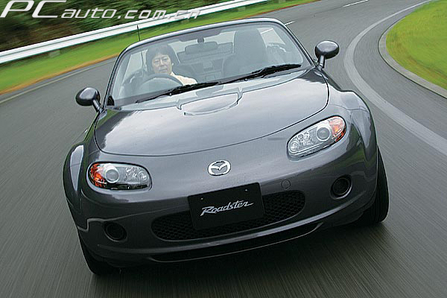 R_(d) Mazda Roadster DƬ D 