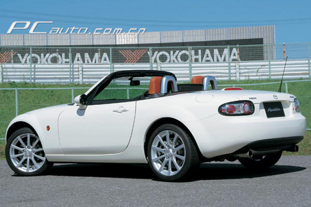 R_(d) Mazda Roadster DƬ D 